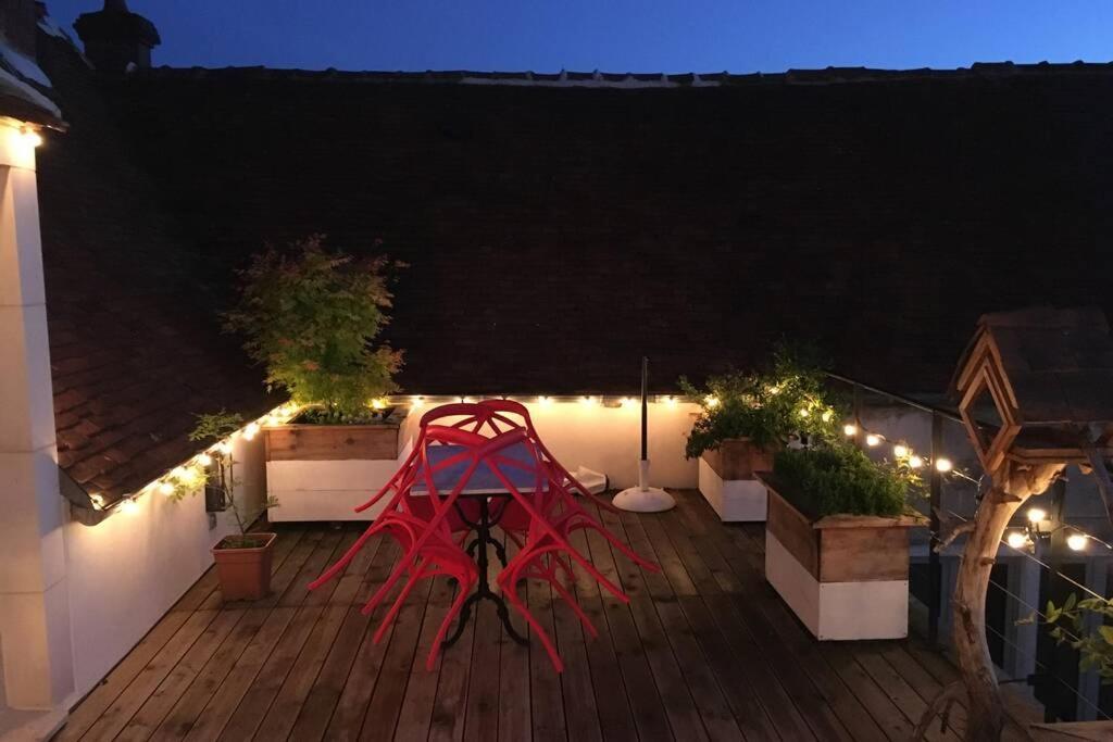 La Terrasse Du Chevalier D'Eon - Loft A Tonnerre Appartement Buitenkant foto