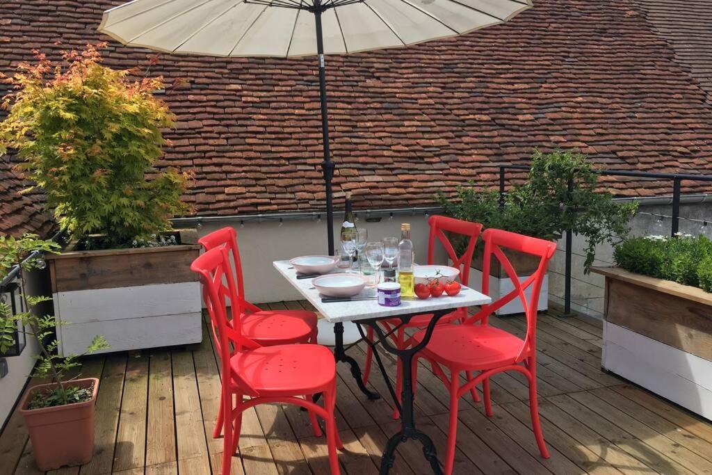 La Terrasse Du Chevalier D'Eon - Loft A Tonnerre Appartement Buitenkant foto